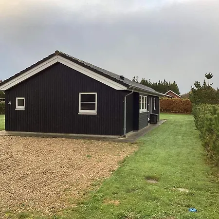 4 Star In Ferienhaus *