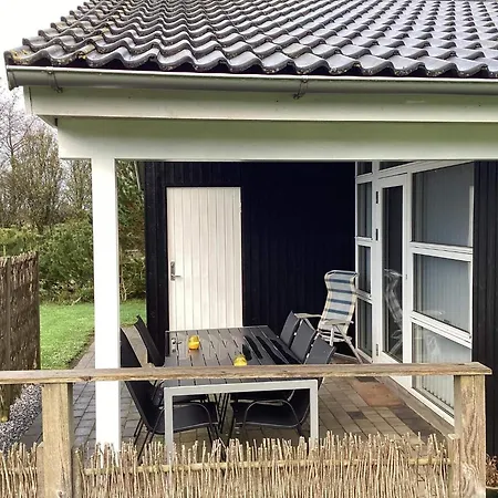 4 Star In Ferienhaus *